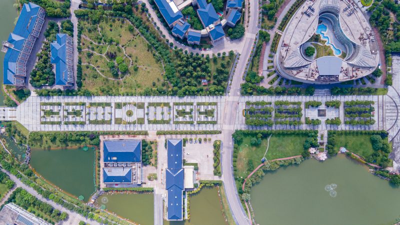 电子加工材质选择：揭秘影响性能的关键因素